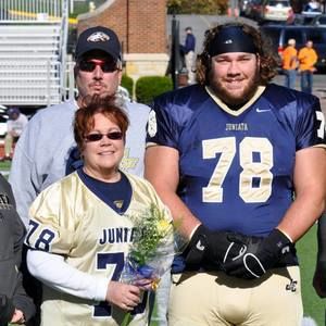 Meet your Posher, Leanne